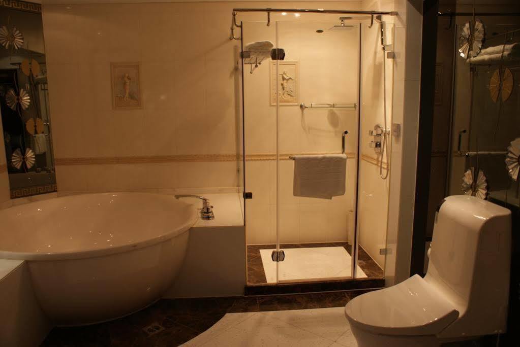 Shenyang Civil Aviation Hotel Екстер'єр фото