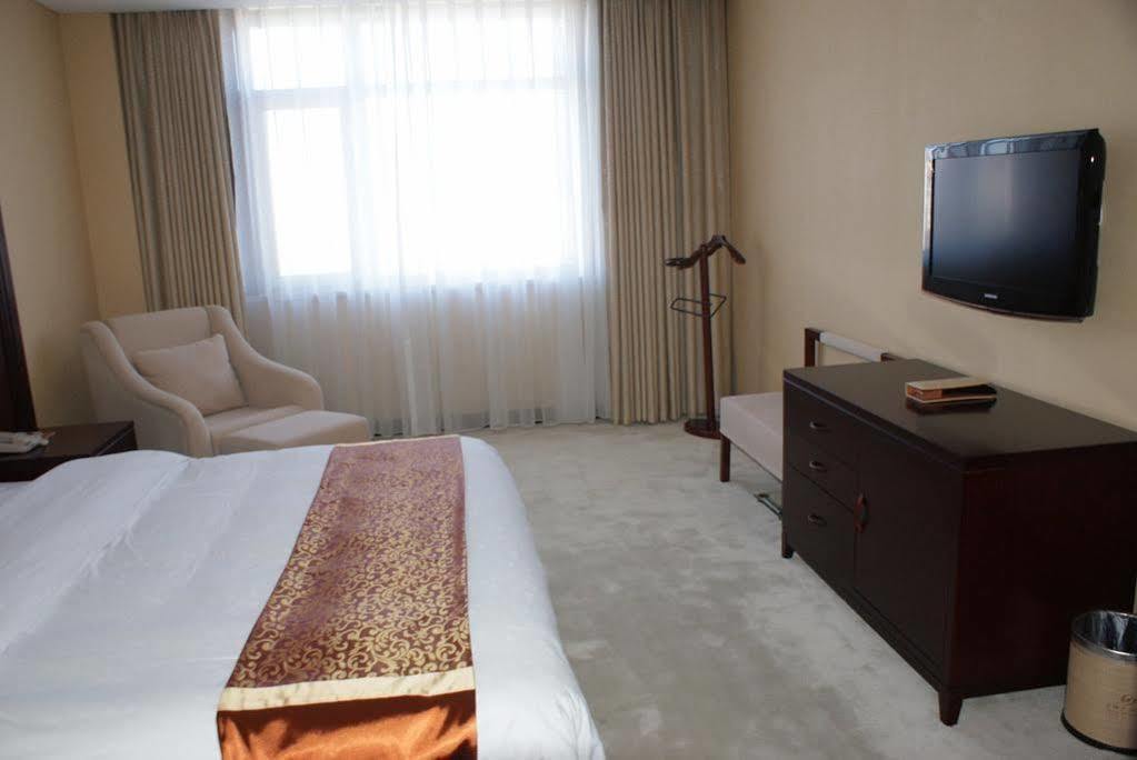 Shenyang Civil Aviation Hotel Екстер'єр фото