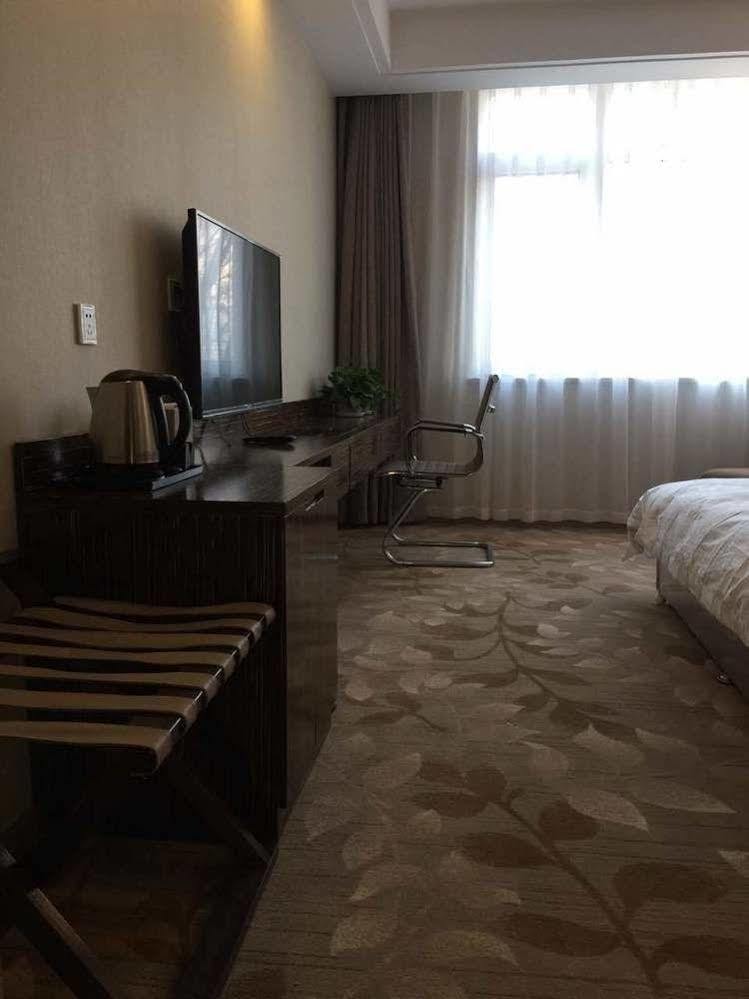 Shenyang Civil Aviation Hotel Екстер'єр фото