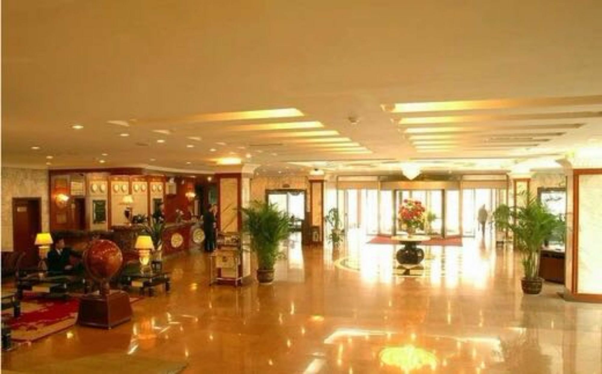 Shenyang Civil Aviation Hotel Екстер'єр фото