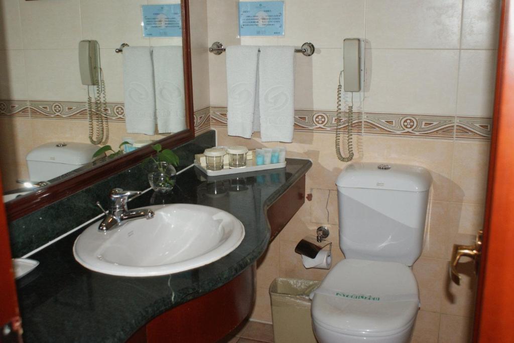 Shenyang Civil Aviation Hotel Екстер'єр фото