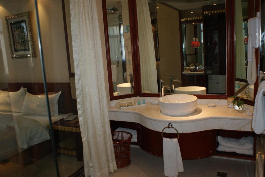 Shenyang Civil Aviation Hotel Екстер'єр фото