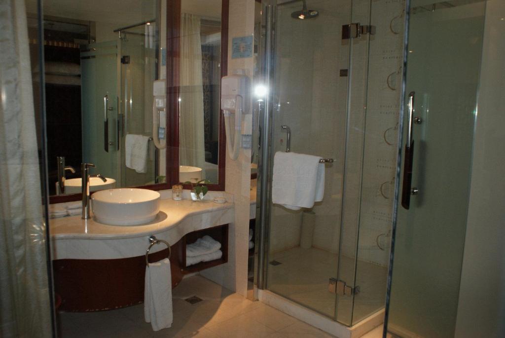 Shenyang Civil Aviation Hotel Екстер'єр фото